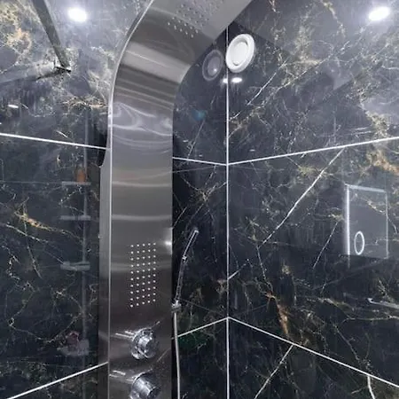 Vip Le Marbre Design 60 M 2 아파트